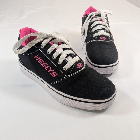 Heelys GR8 Pro 20 Skate Shoe Black and Pink Logo Canvas Sneakers Woman's Size 7 - Picture 1 of 11
